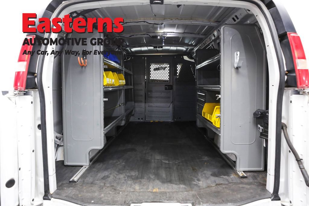 Used 2017 Chevrolet Express 2500 image 9