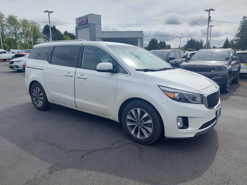 Used 2015 Kia Sedona SX image 3