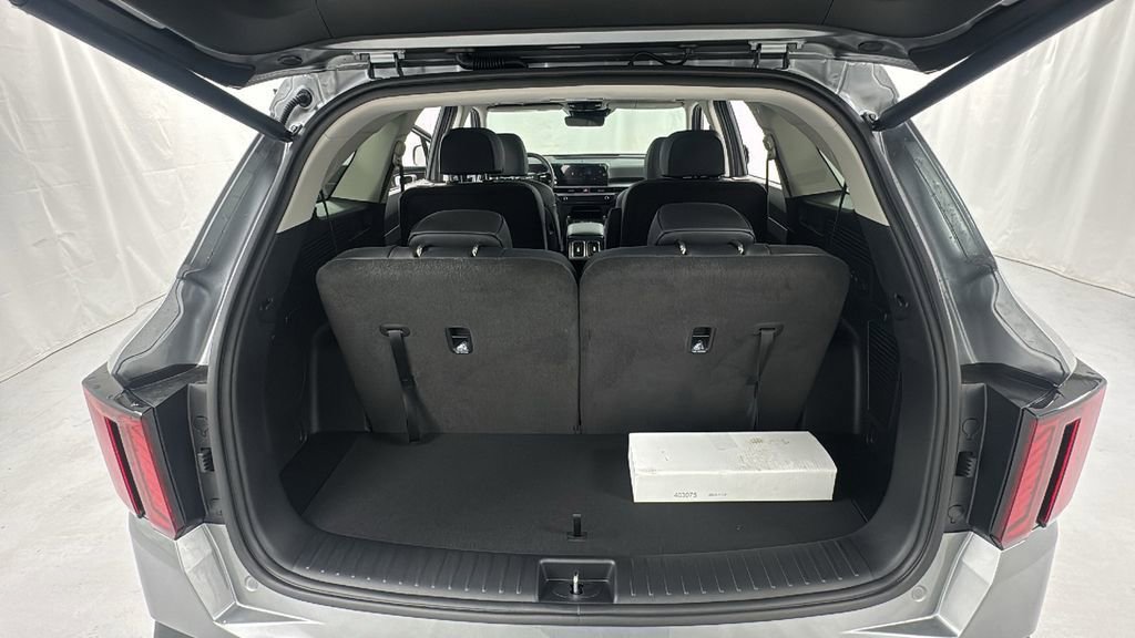 New 2026 Kia Sorento EX w/ EX Premium Package image 16