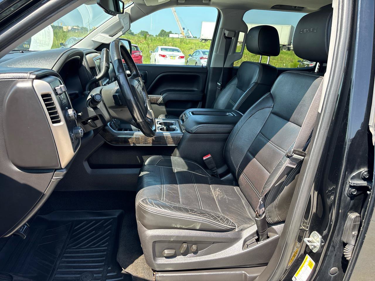 Used 2014 GMC Sierra 1500 Denali w/ Driver Alert Package AWD/4WD image 17