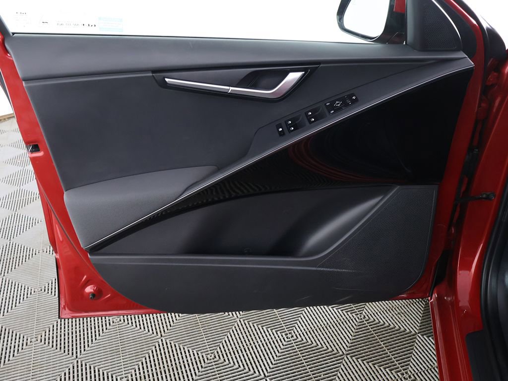 Used 2023 Kia Niro EX Touring image 24