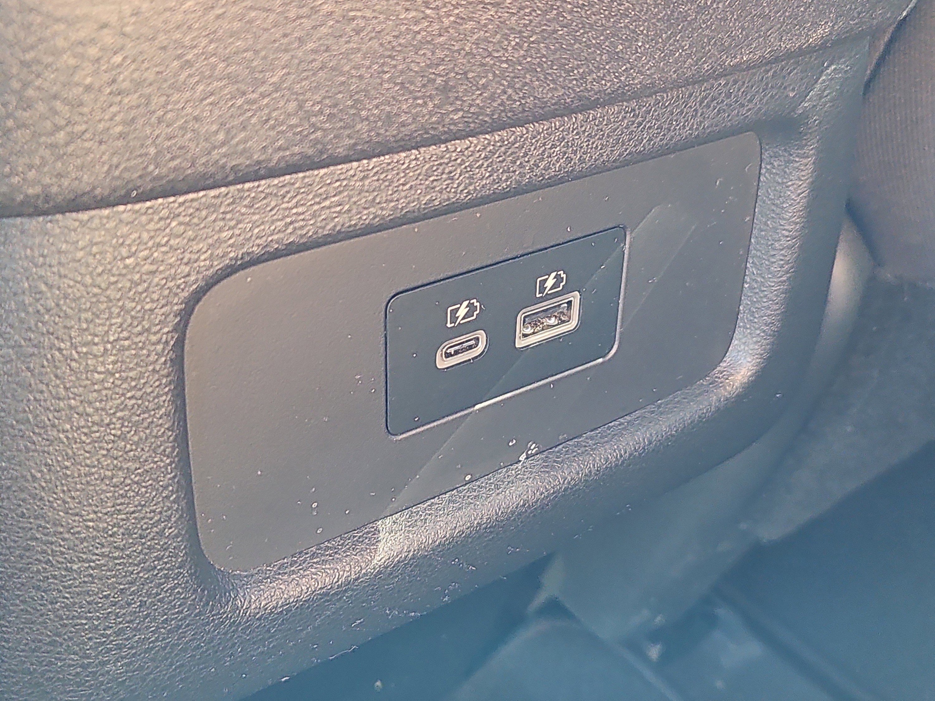 Certified 2022 Nissan Pathfinder SV image 10