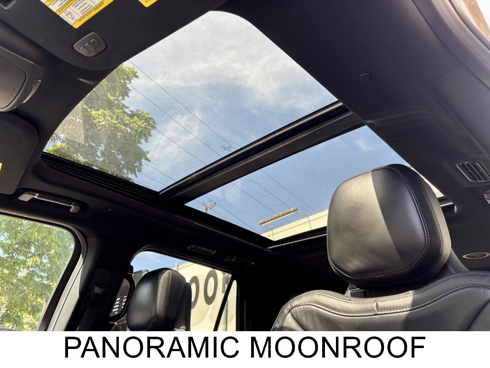 Used 2021 Lincoln Navigator Reserve AWD/4WD image 18