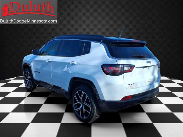 Used 2025 Jeep Compass Limited w/ Elite Group image 3