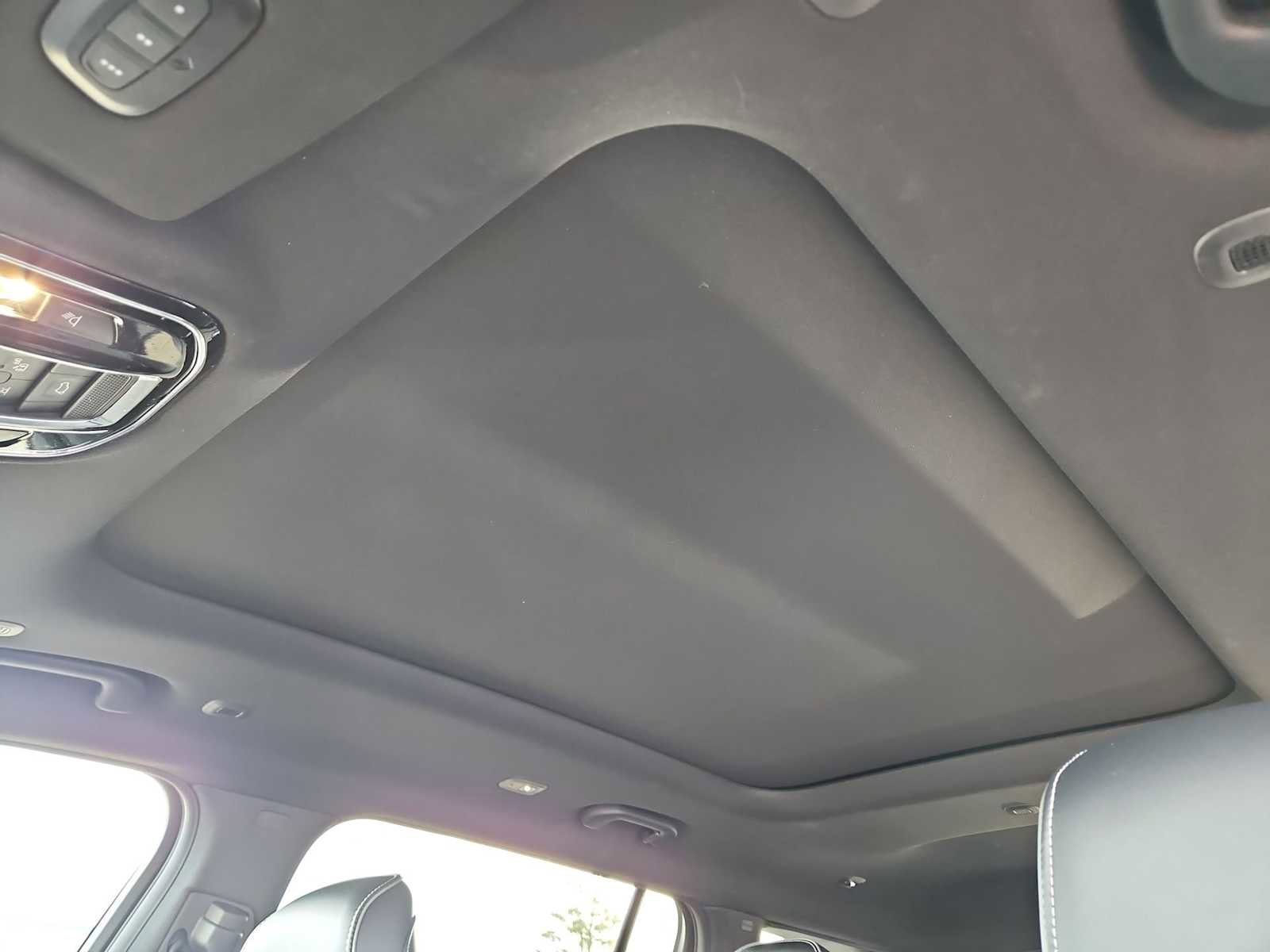 Used 2023 Jeep Grand Cherokee L Overland image 20