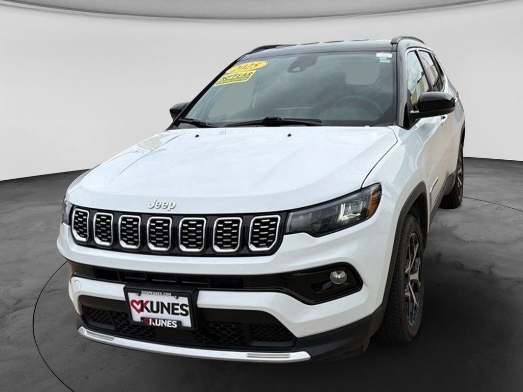 Used 2025 Jeep Compass Limited AWD/4WD image 5