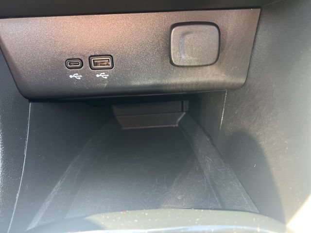Used 2025 Buick Encore GX Preferred FWD image 18