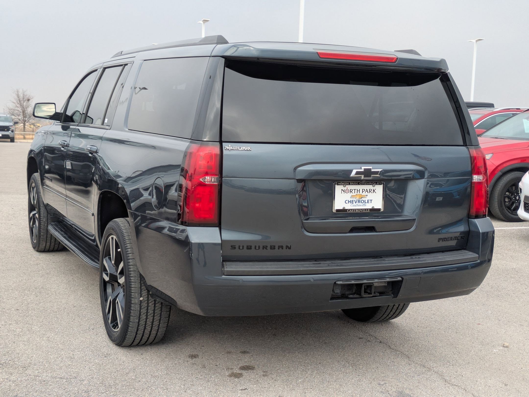 Used 2019 Chevrolet Suburban Premier w/ RST Edition image 5