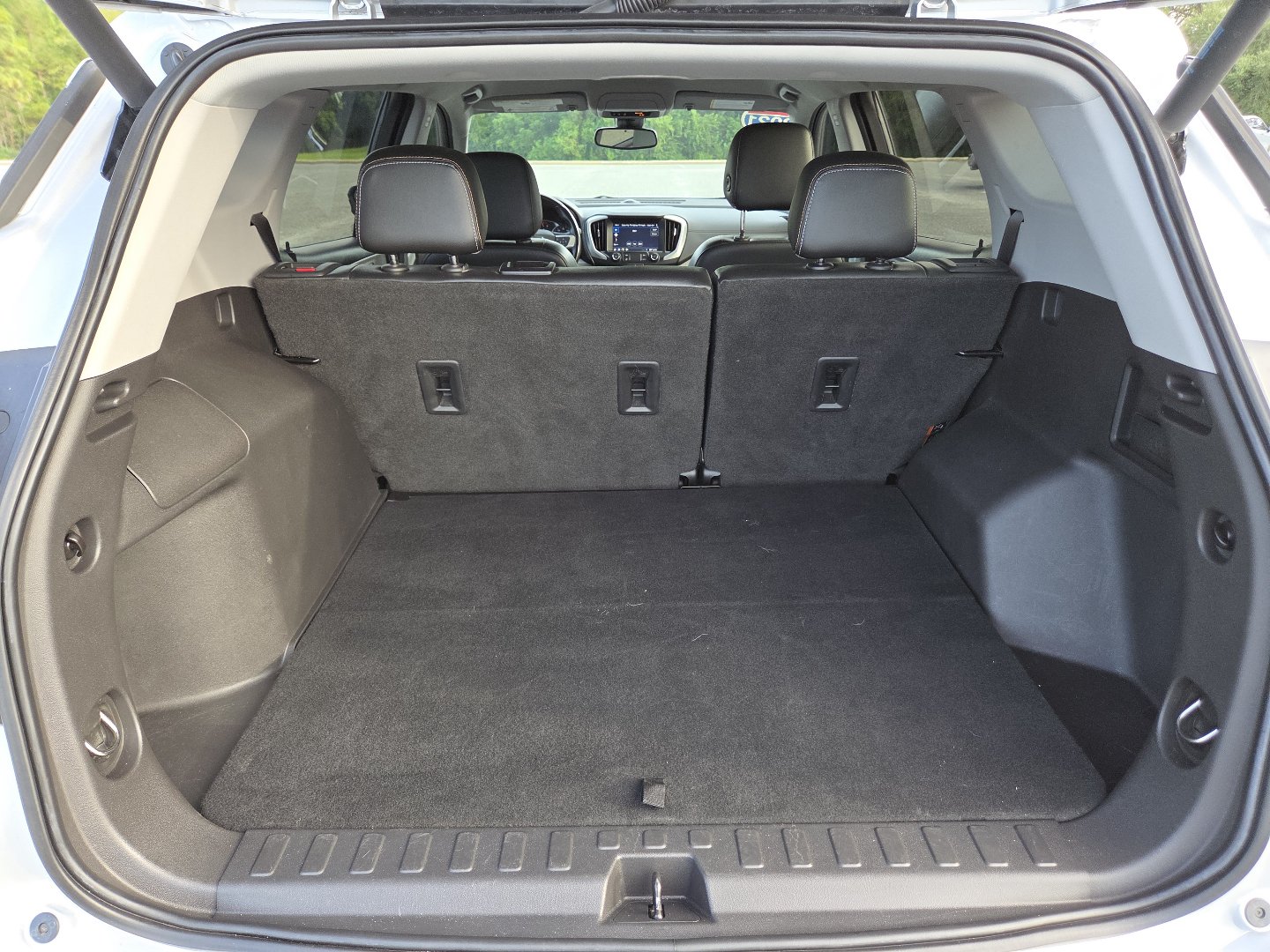 Used 2021 GMC Terrain SLT FWD image 17