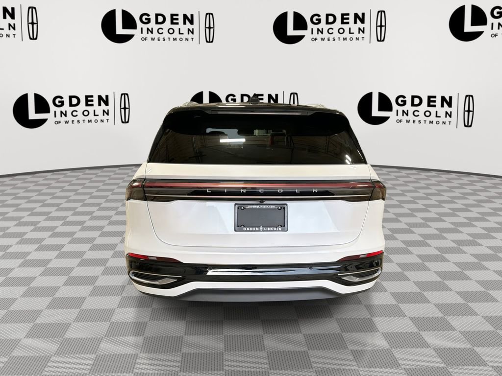 Used 2026 Lincoln Nautilus Reserve AWD/4WD image 7