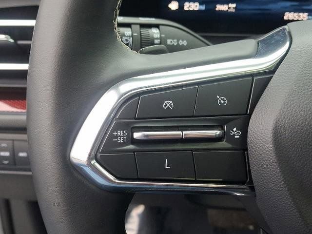 Used 2025 Chevrolet Traverse Z71 w/ Driver Confidence Package image 25