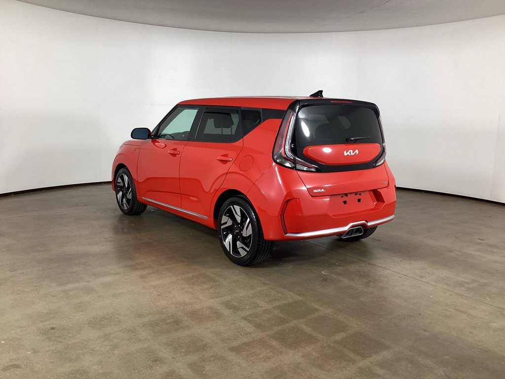 Used 2024 Kia Soul GT-Line w/ GT-Line Technology Package FWD image 7