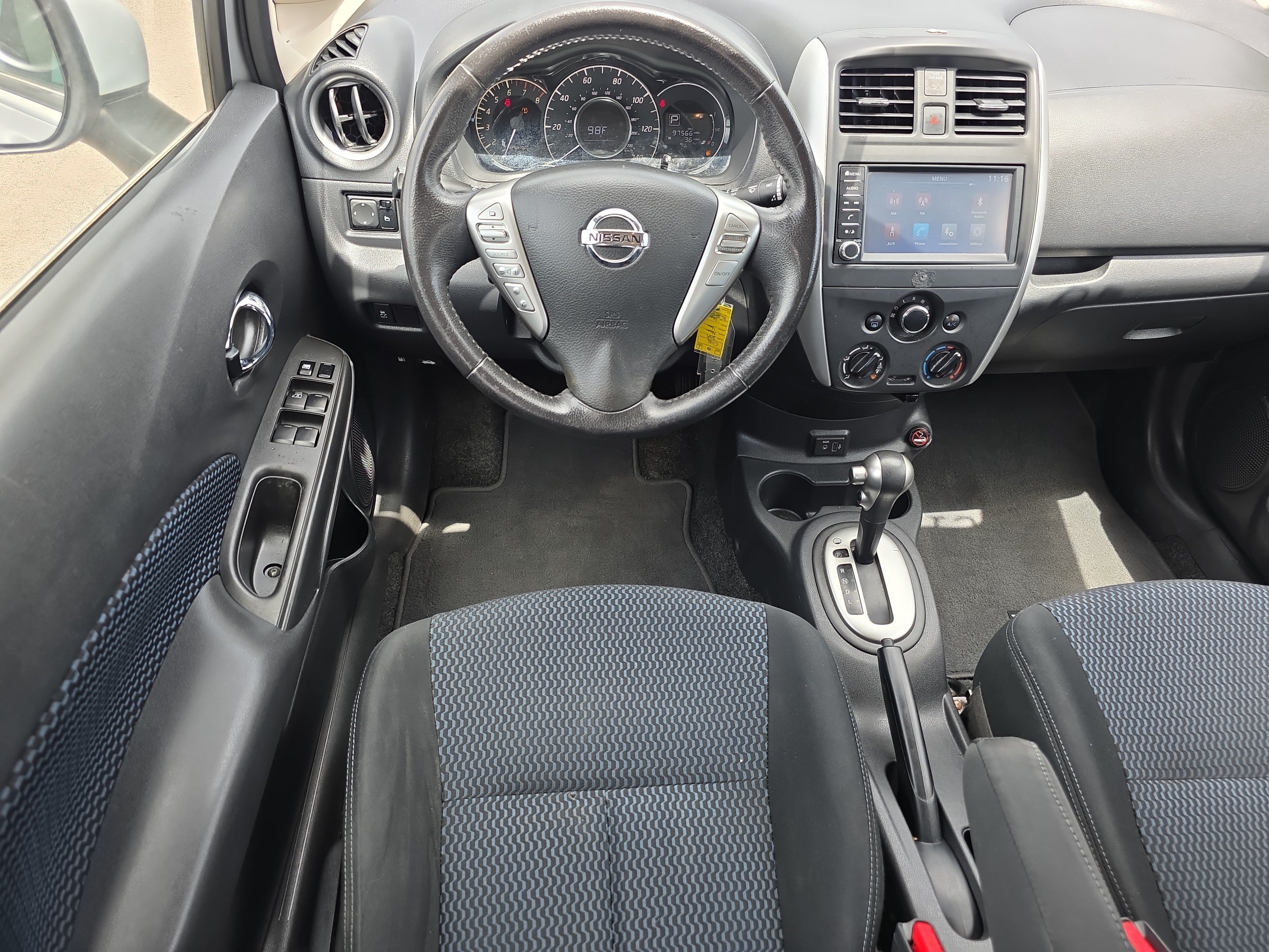 Used 2019 Nissan Versa Note SV FWD image 12