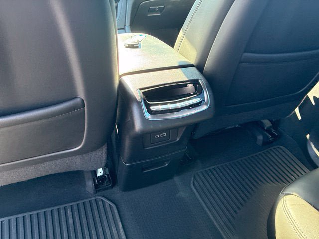 Used 2021 Cadillac XT6 Premium Luxury FWD image 16