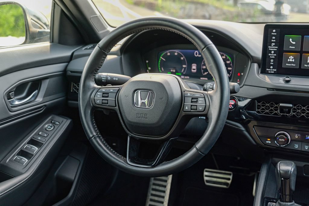 Used 2023 Honda Accord Sport image 40