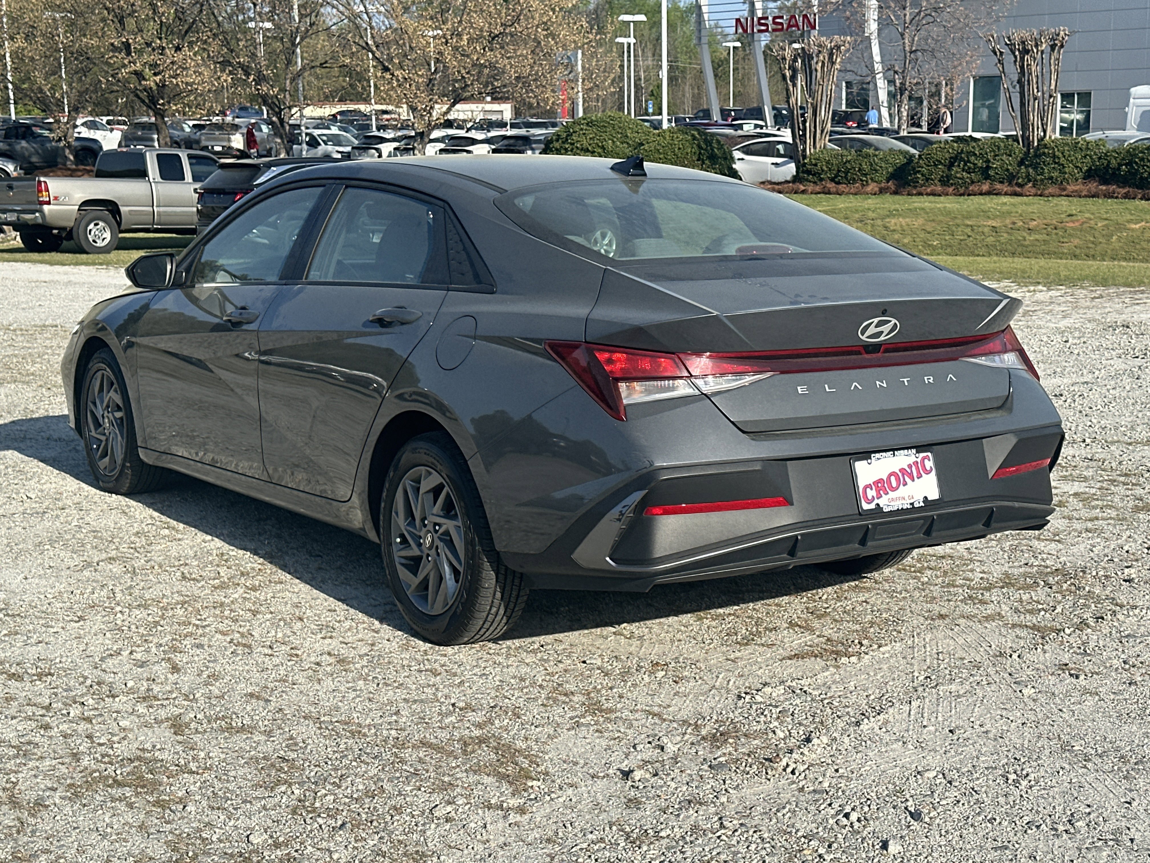 Used 2024 Hyundai Elantra SEL image 7