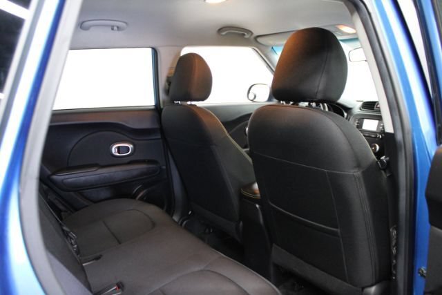 Used 2016 Kia Soul + w/ Designer's Package FWD image 19