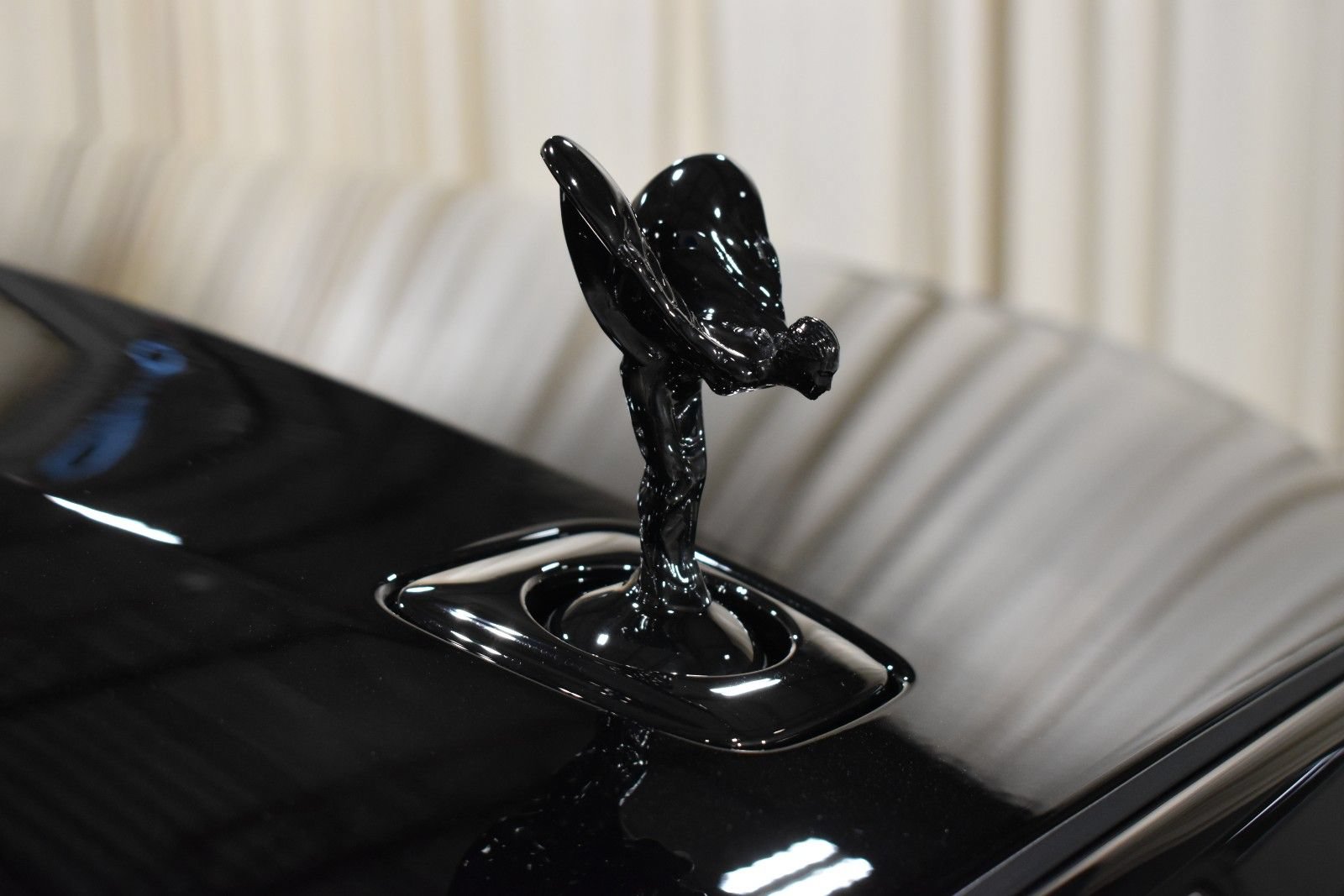 New 2027 Rolls-Royce Ghost Black Badge AWD/4WD image 9