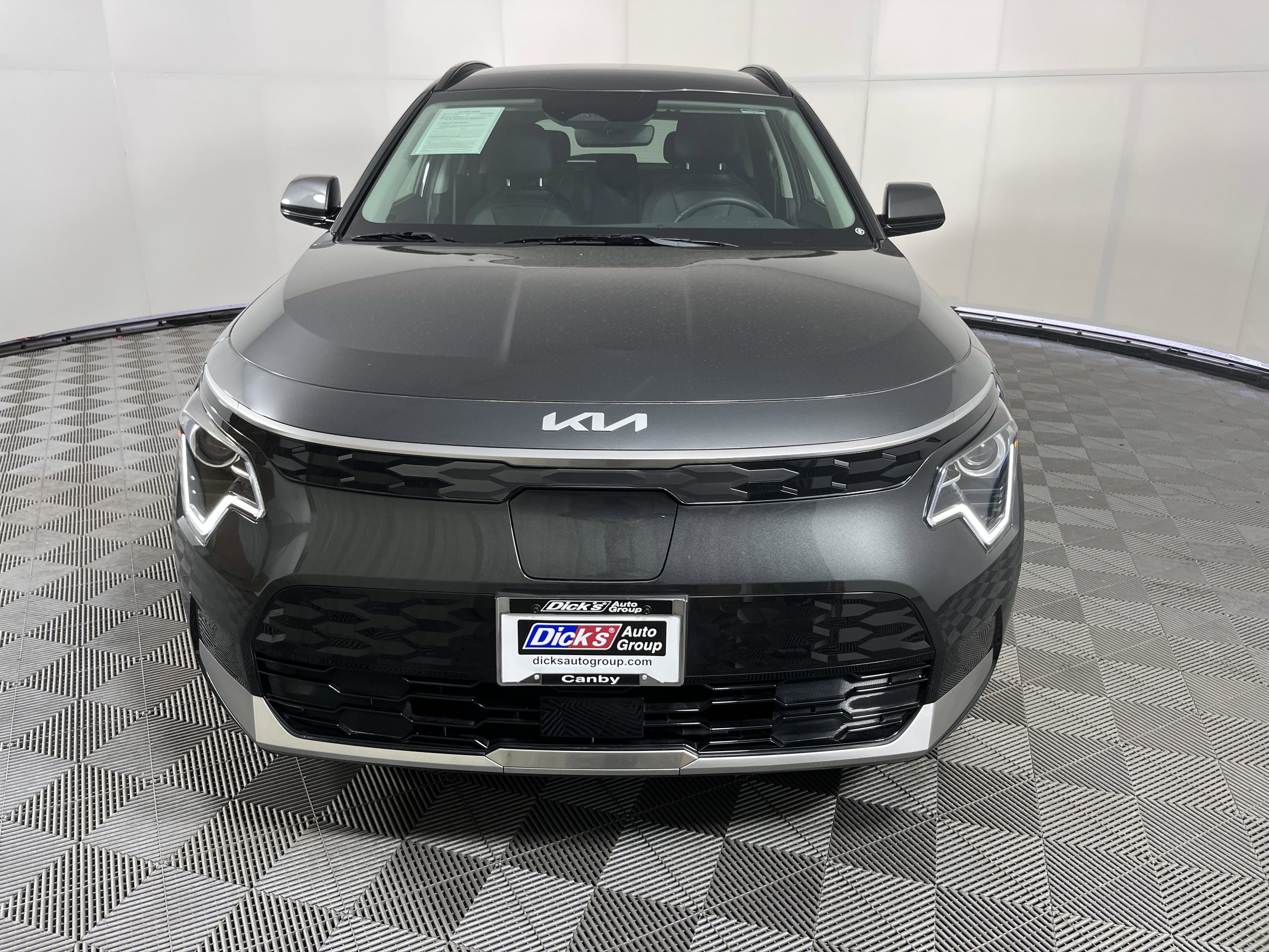 Used 2023 Kia Niro Wind w/ Wind Preserve Package FWD image 8