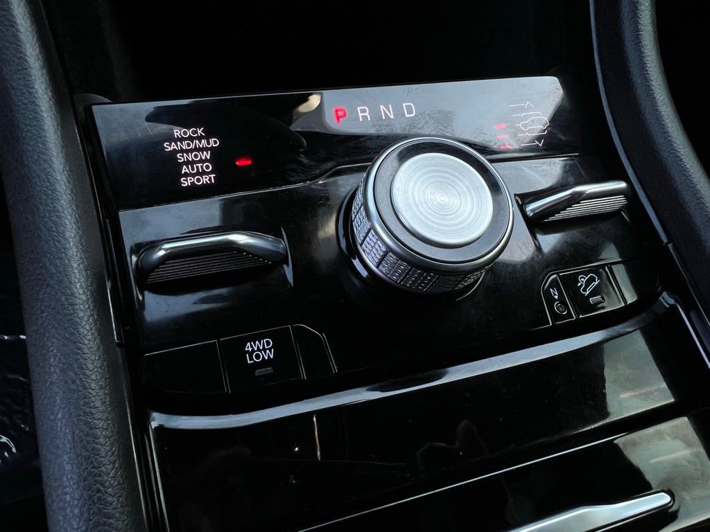 Used 2022 Jeep Grand Cherokee L Overland image 48