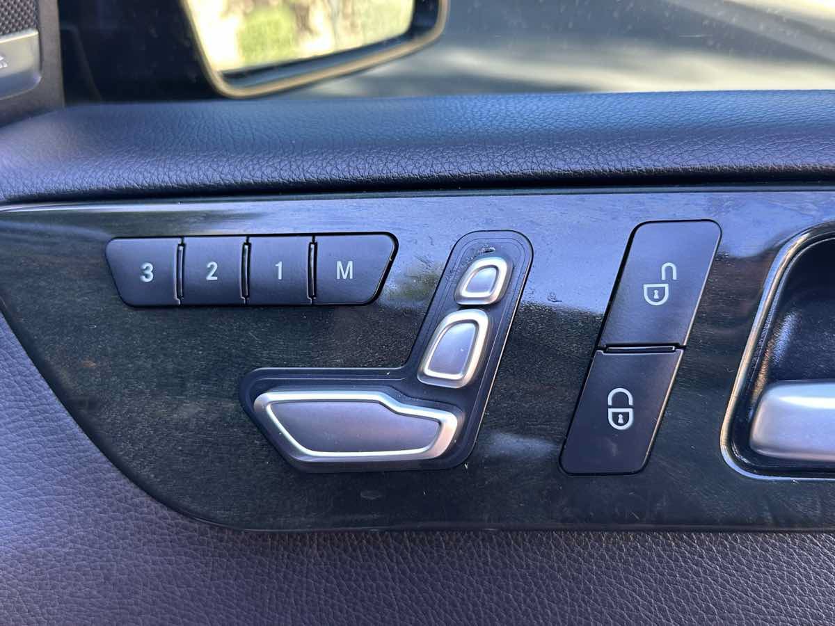 Used 2018 Mercedes-Benz GLS 550 4MATIC w/ Driver Assistance Package image 46