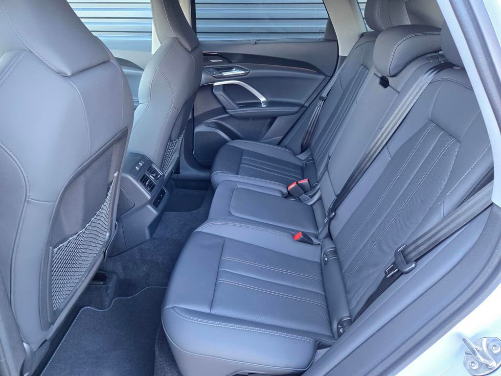 New 2025 Audi Q5 Premium Plus image 10