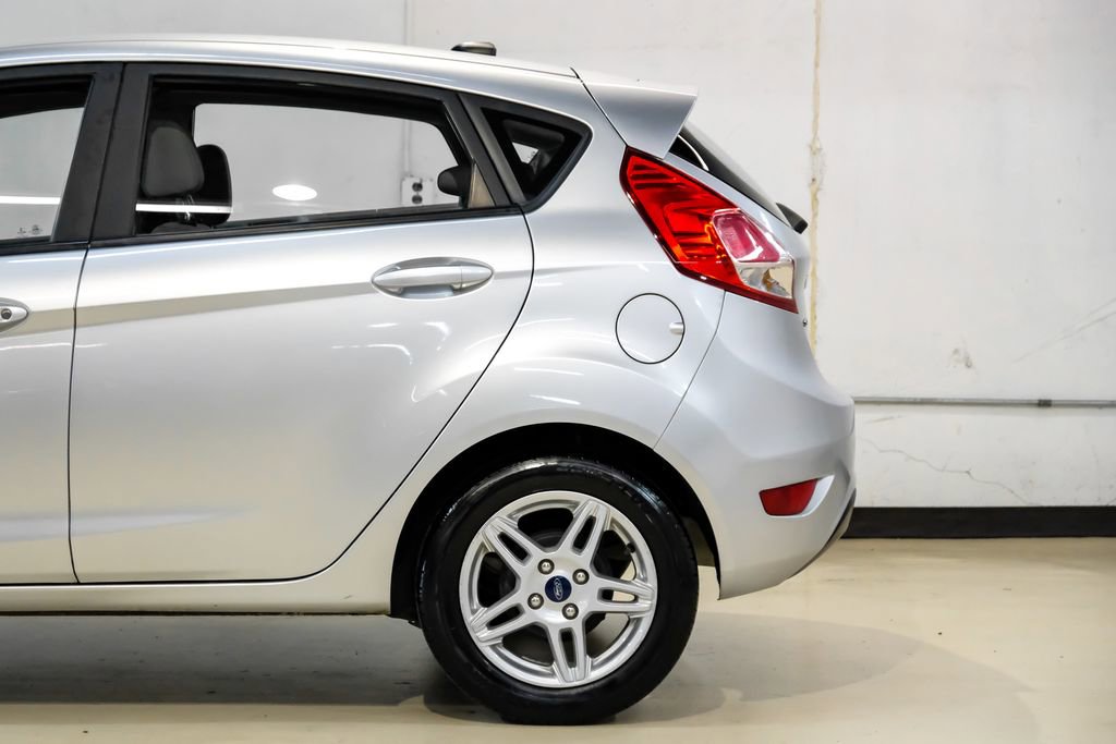 Used 2019 Ford Fiesta SE image 12