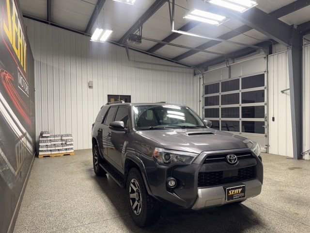 Used 2021 Toyota 4Runner TRD Off-Road Premium w/ Moonroof Package AWD/4WD image 19