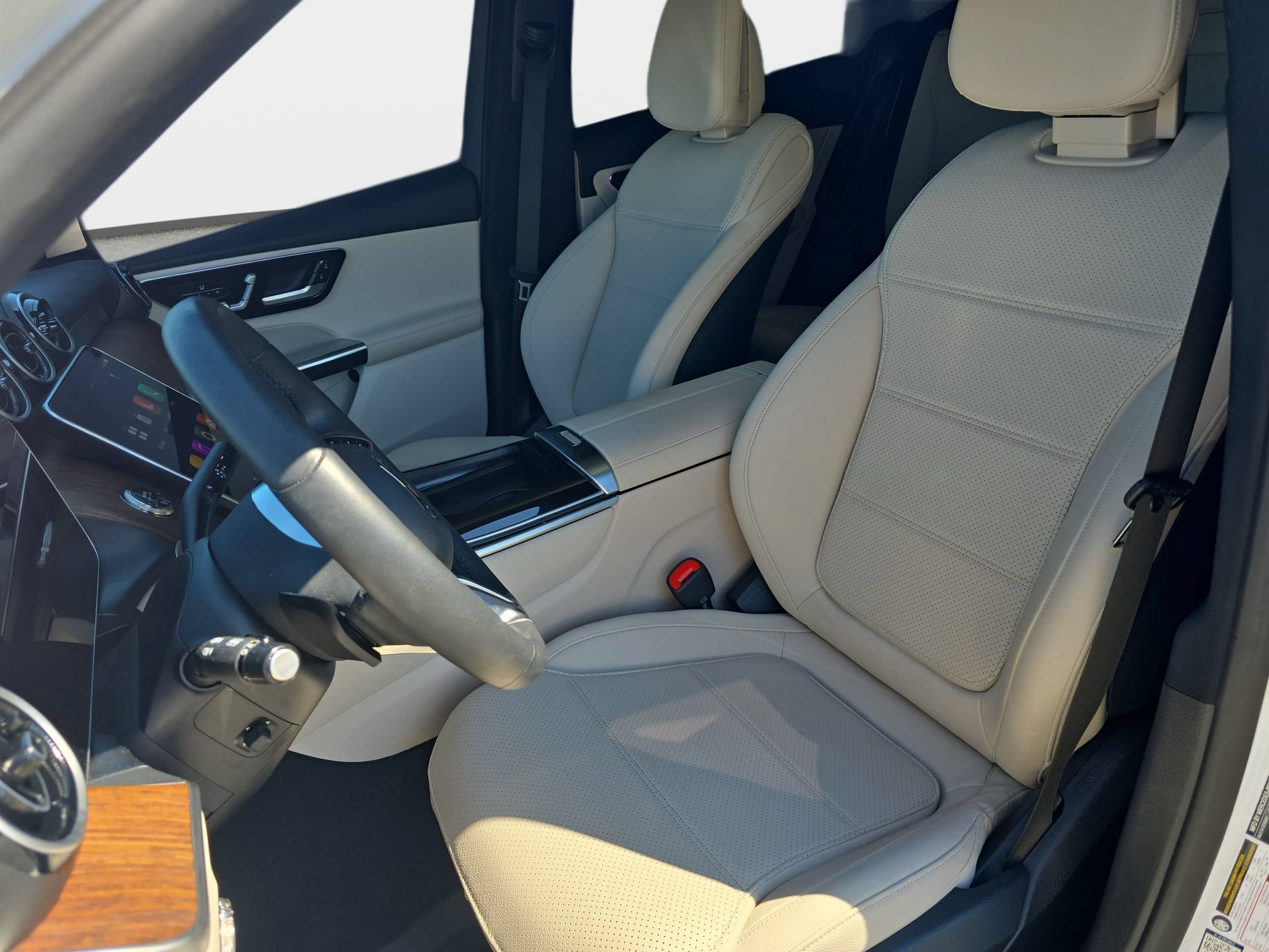 Certified 2026 Mercedes-Benz GLC 300 4MATIC image 15