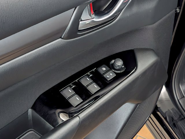 Certified 2025 MAZDA CX-5 AWD 2.5 S image 14