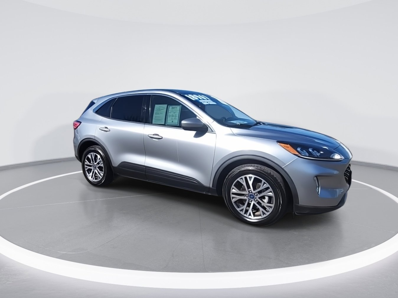 Used 2022 Ford Escape SEL image 9