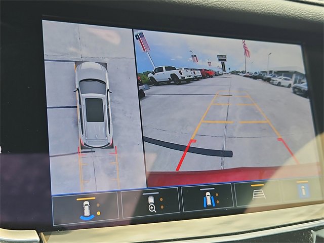 Used 2024 Cadillac XT6 Sport w/ Technology Package image 23