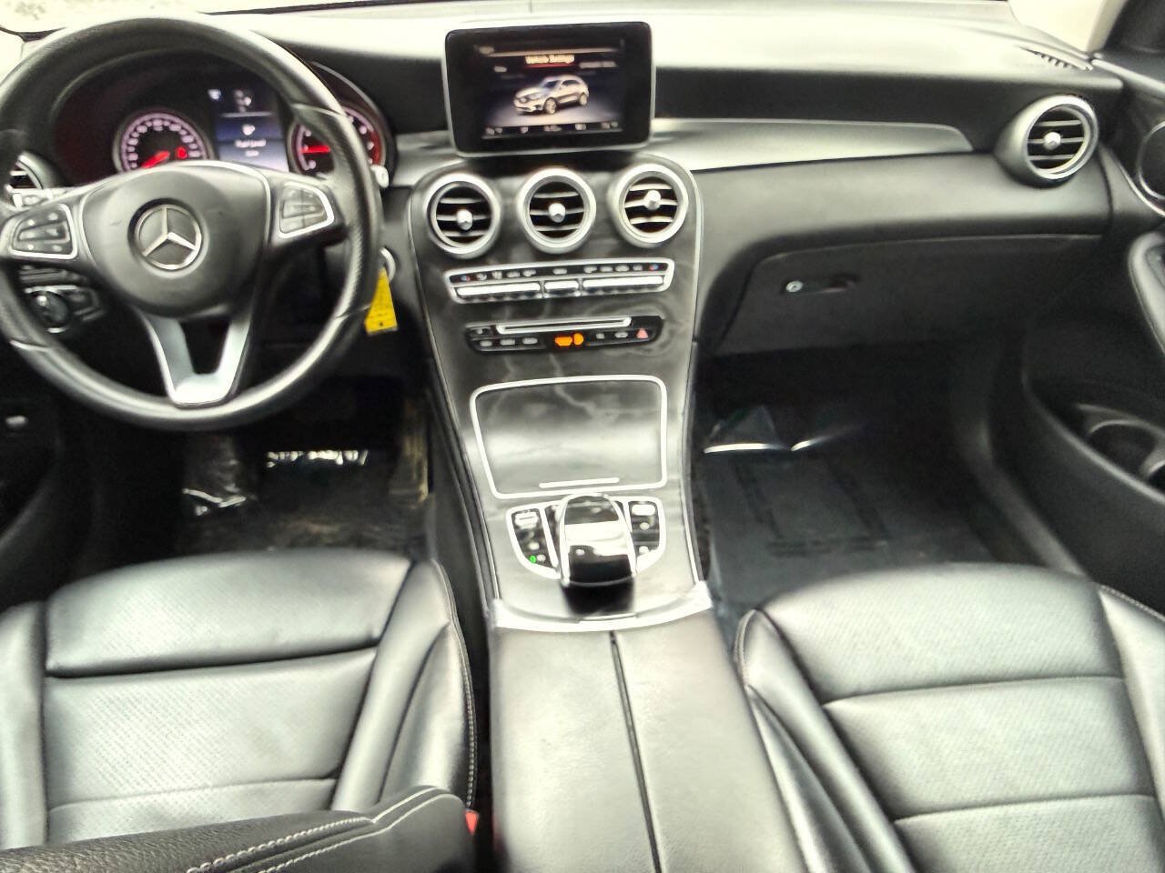 Used 2016 Mercedes-Benz GLC 300 w/ Premium Package image 27