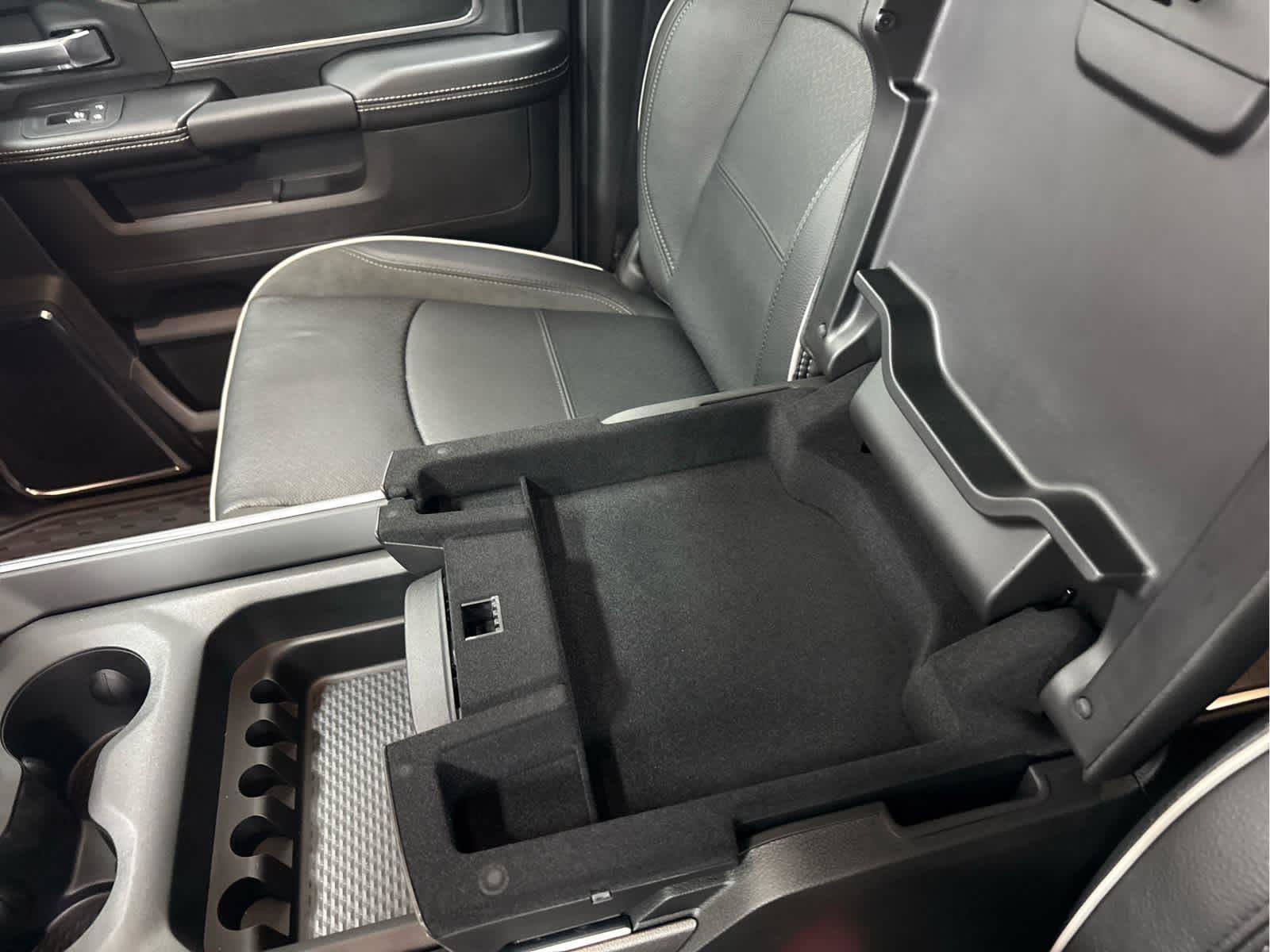 New 2026 RAM 2500 Laramie w/ Sport Appearance Package image 13