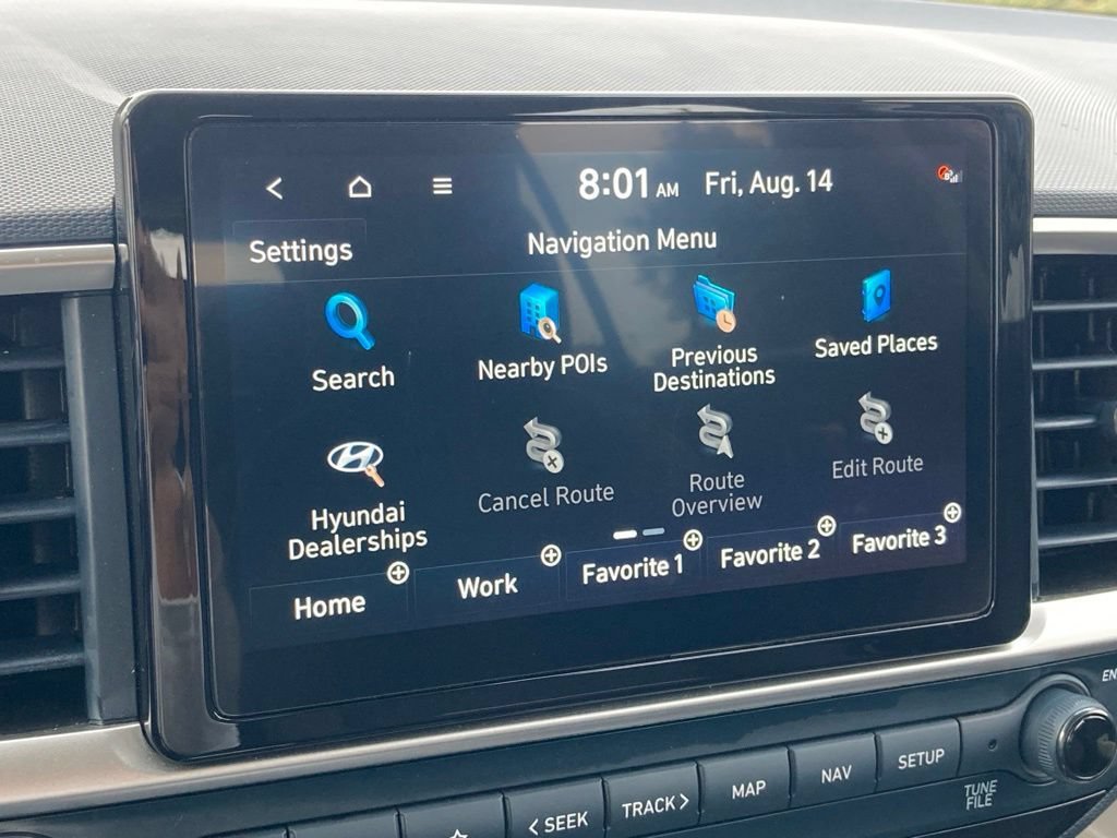 Used 2025 Hyundai Venue Limited FWD image 22