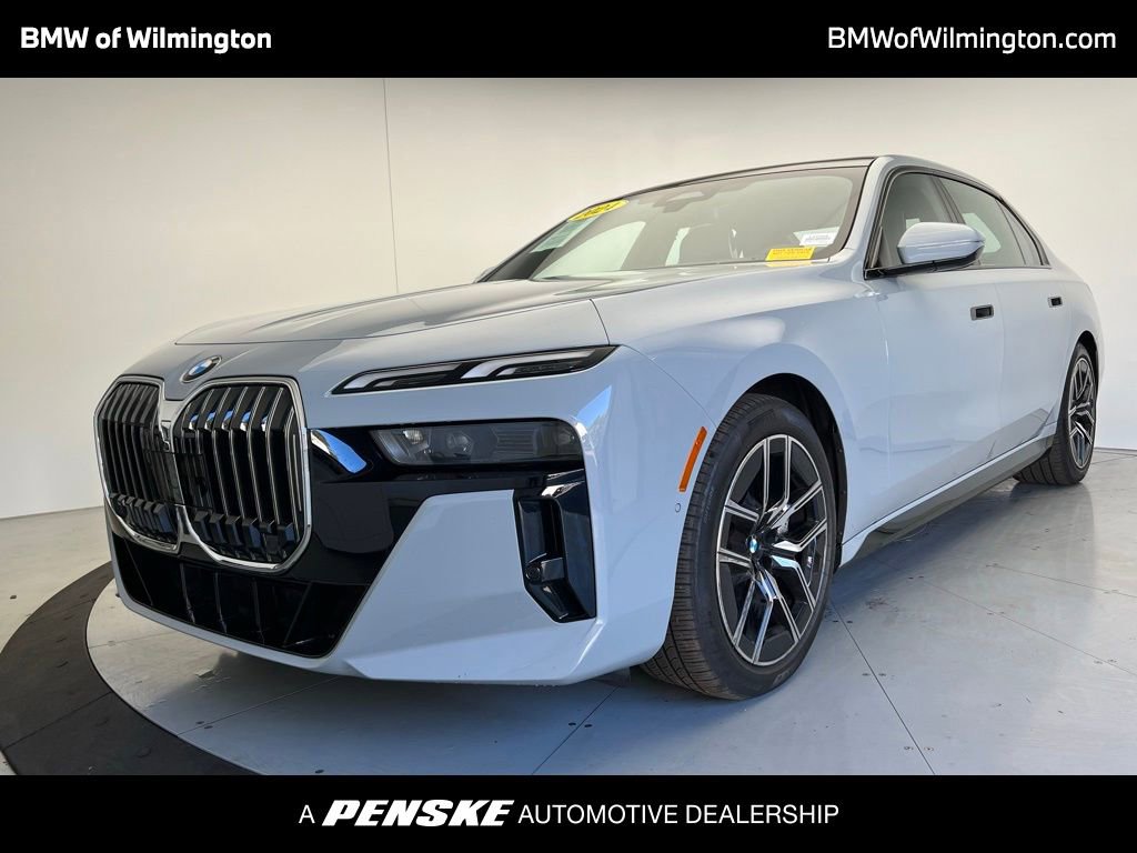 Certified 2024 BMW 760i xDrive w/ Premium Package 2 AWD/4WD image 1