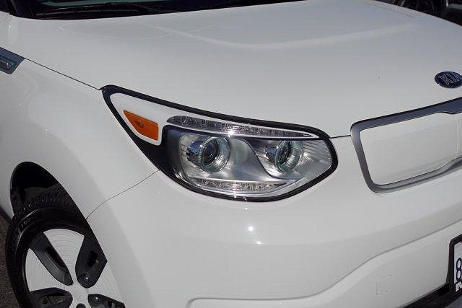Used 2017 Kia Soul EV-e FWD video 2