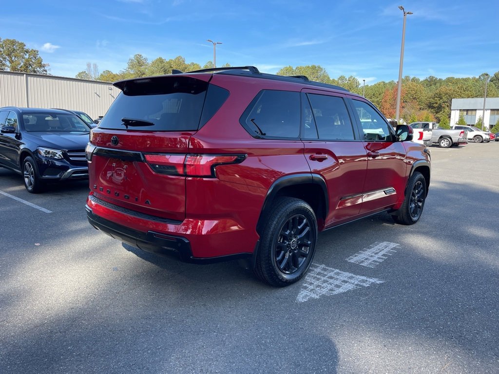 Used 2024 Toyota Sequoia Platinum image 8