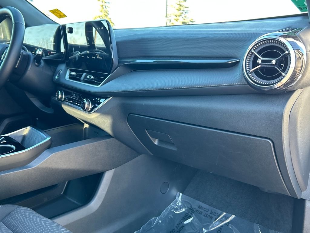 Used 2025 Chevrolet Equinox LT image 8