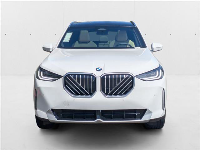Used 2025 BMW X3 xDrive30i w/ Premium Package image 5