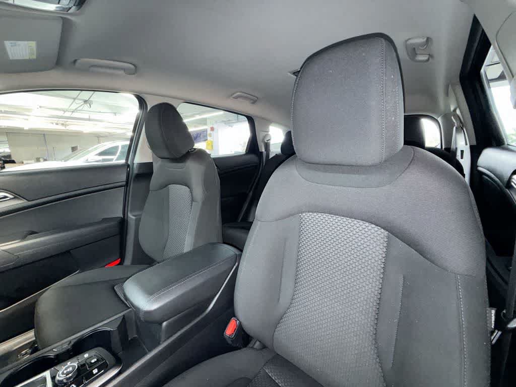Used 2024 Kia Sportage LX AWD/4WD image 14