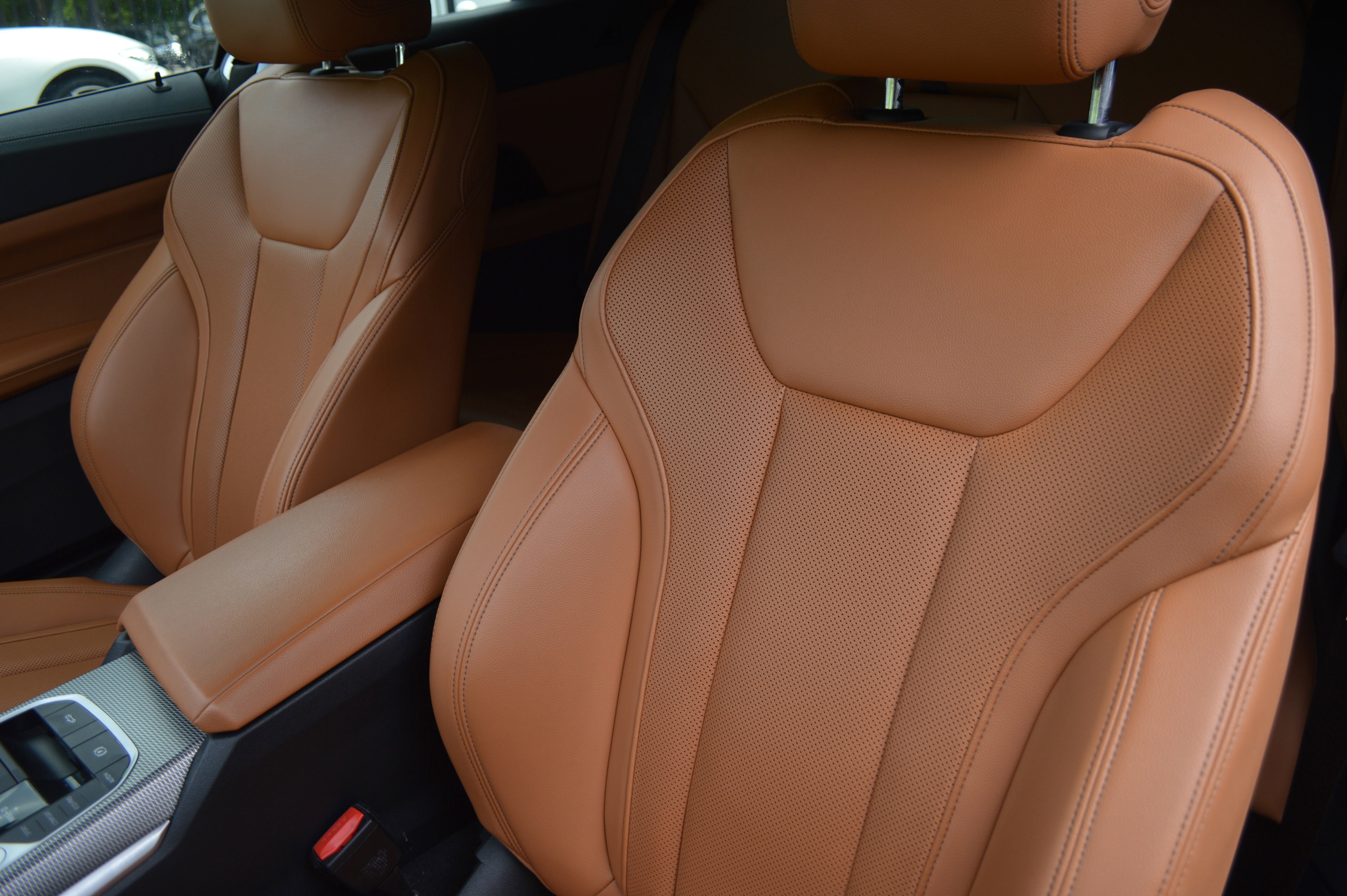 Used 2023 BMW 430i Convertible w/ M Sport Package image 34