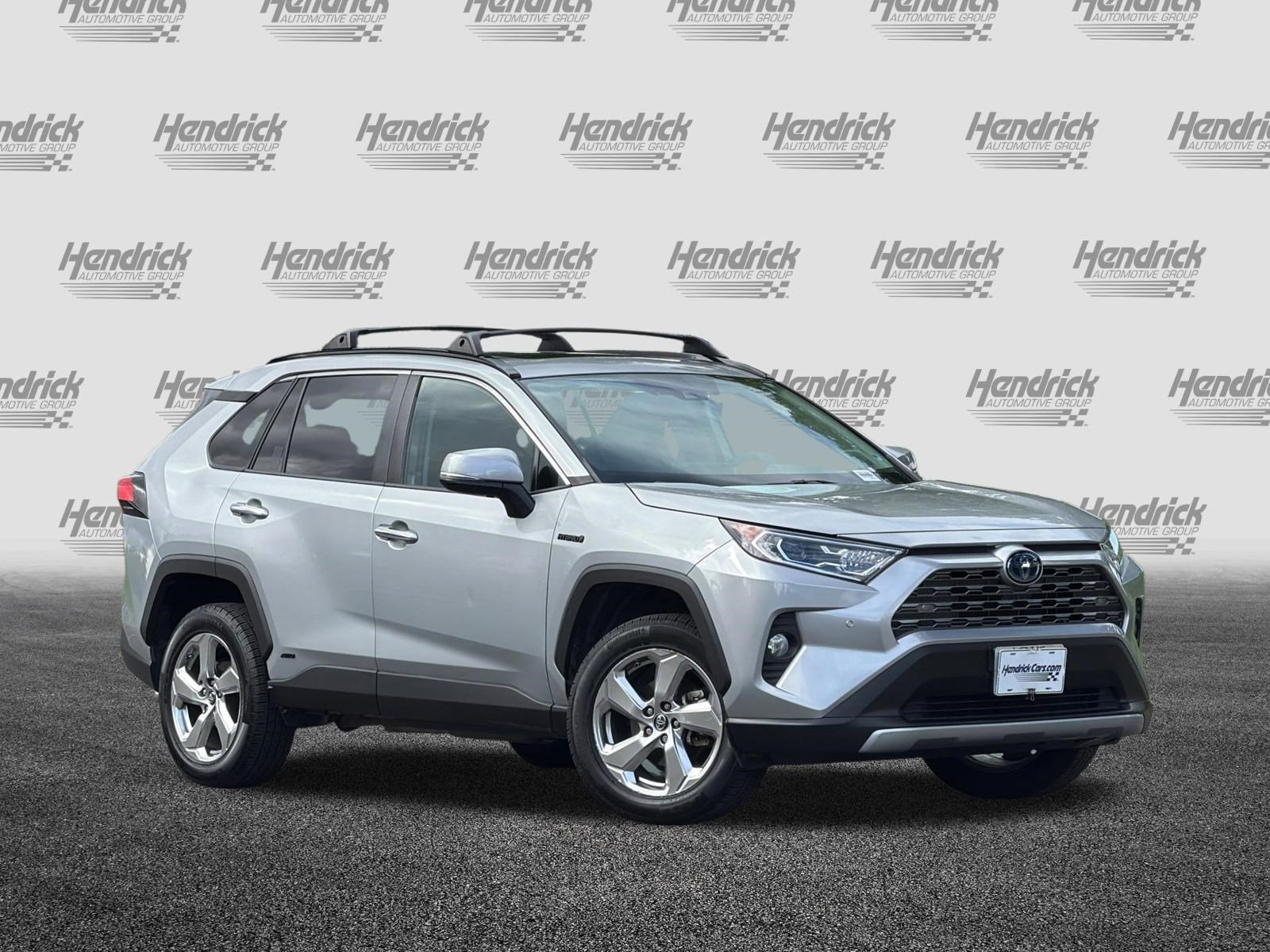 Used 2019 Toyota RAV4 Limited image 2