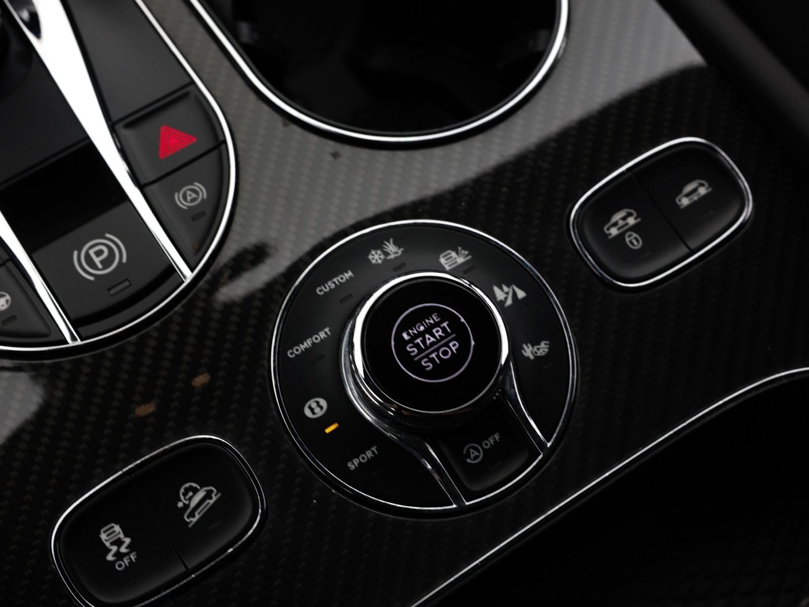 Used 2021 Bentley Bentayga Speed AWD/4WD image 39