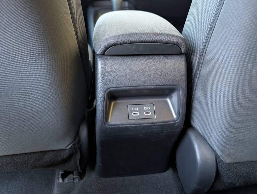 Used 2024 Toyota Corolla LE FWD image 17