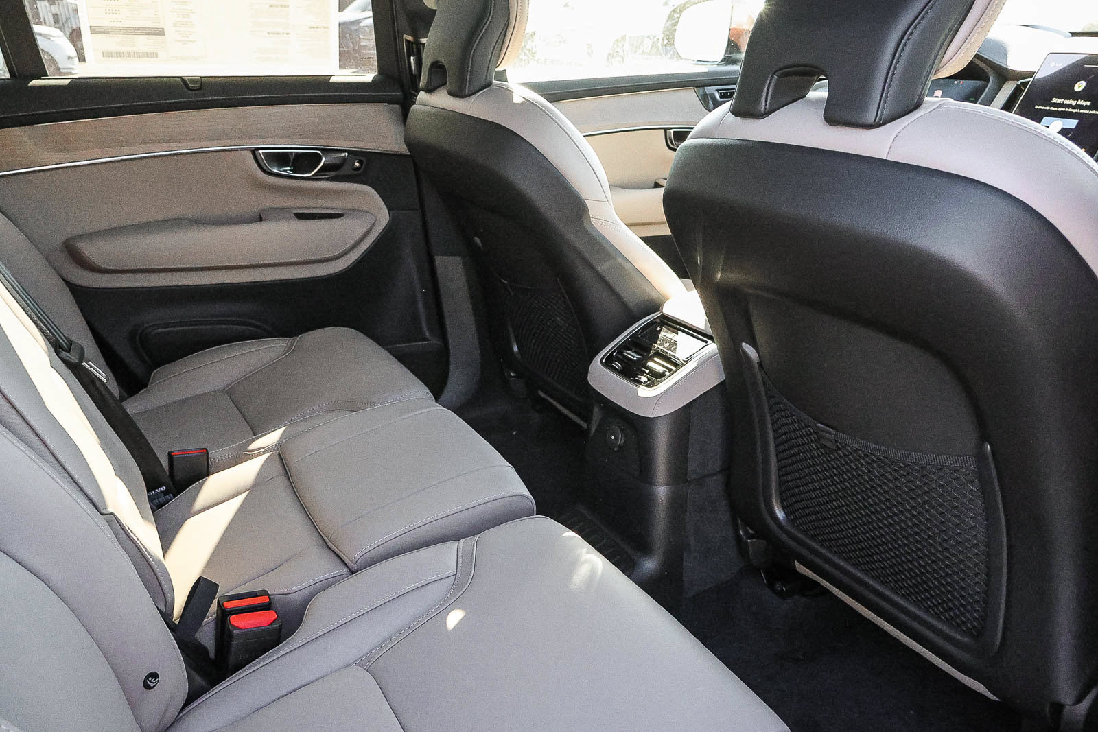 New 2026 Volvo XC90 T8 Ultra w/ Lounge Package AWD/4WD image 18