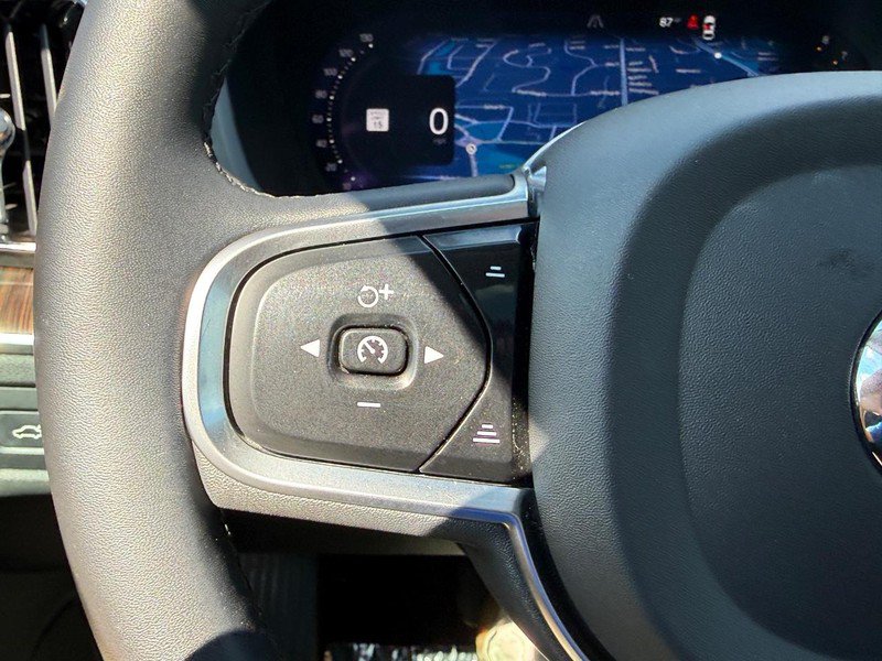 Certified 2023 Volvo XC60 B5 Plus w/ Climate Package AWD/4WD image 19