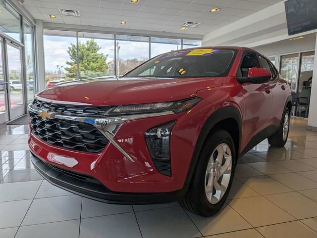 New 2026 Chevrolet Trax LS w/ LS Convenience Package image 3