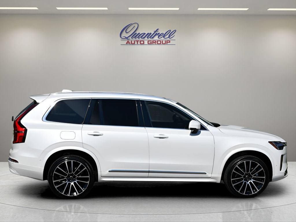 Used 2025 Volvo XC90 B6 Ultra AWD/4WD image 3