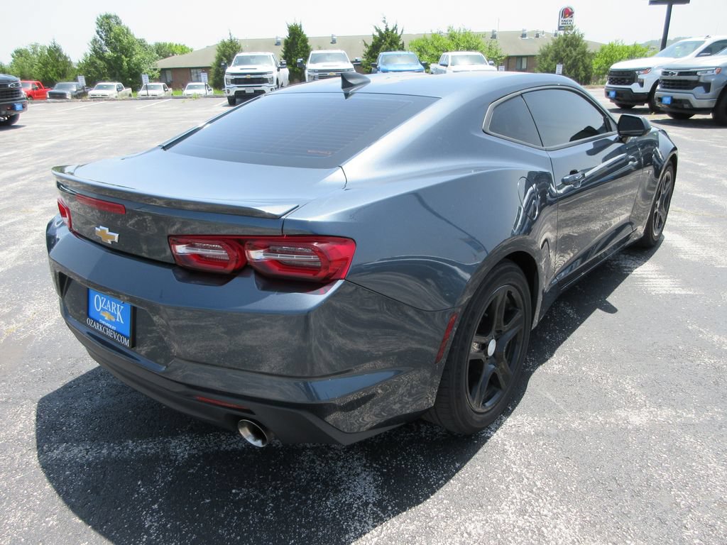 Certified 2023 Chevrolet Camaro LT RWD image 5